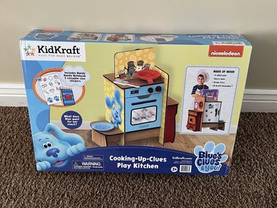 NEW: KidKraft Blue's Clues Cooking-Up-Clues Kitchen
