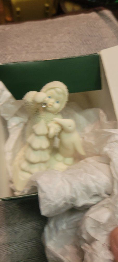 Department 56 Snowbabies Make It Shine Figurine with Swarovski Stone