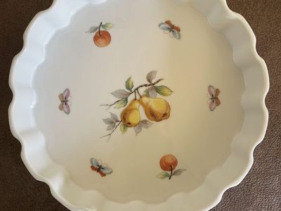 Vintage Andrea by Sadek Baking Dish