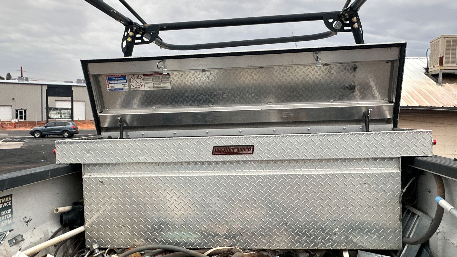 Weather Guard Deep Saddle Tool Box #1223-0-01 Aluminum with key