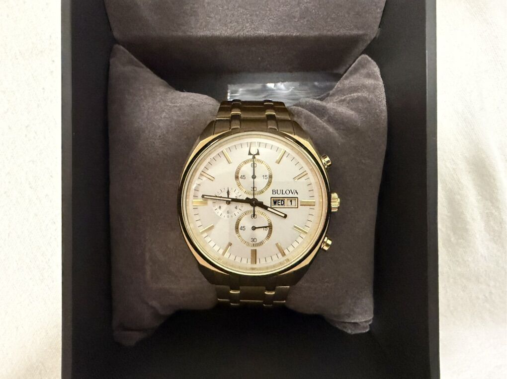 GOLD BULOVA SURVEYOR