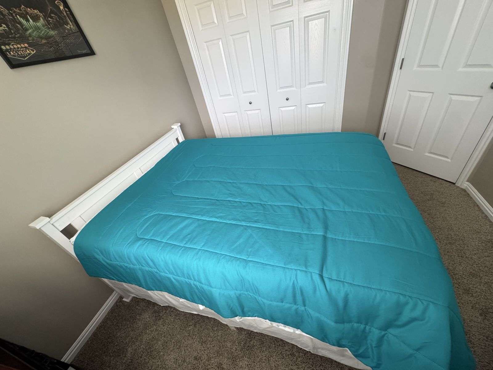 White Wood Full Size Bed Frame - Classic Design