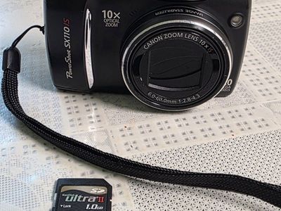 Canon PowerShot SX110 IS Digital Camera.