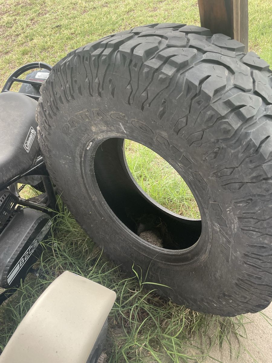37x12.50r17 Patagonia M/T