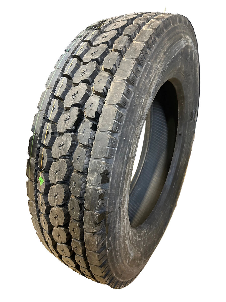 NOS TOYO M647 BSW  255 70 22.5 140/137L 16PLY COMMERCIAL TIRE 558350