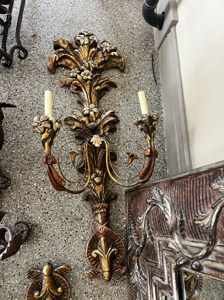 Gorgeous Wall  Light Fixture