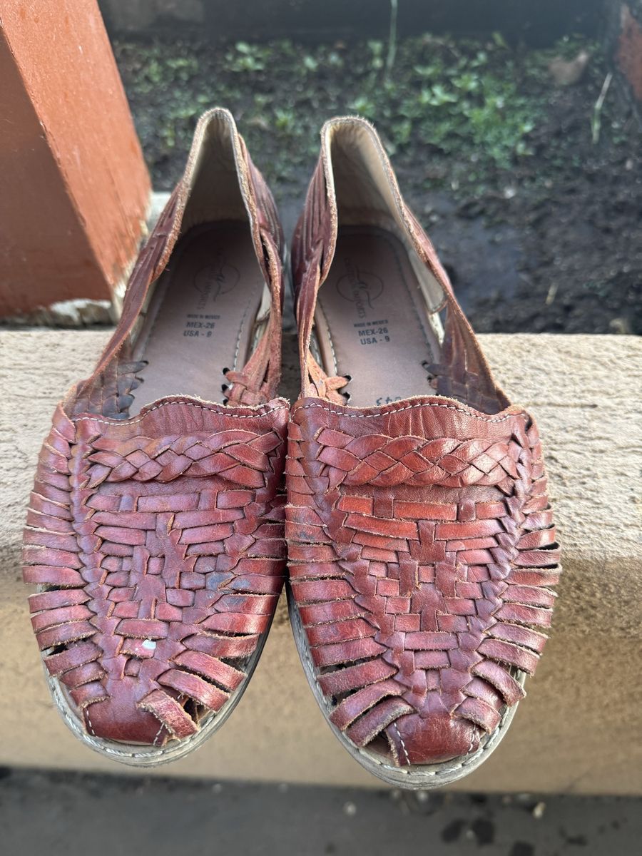 Castillos Imports leather Mexican huaraches.