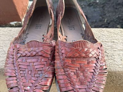 Castillos Imports leather Mexican huaraches.