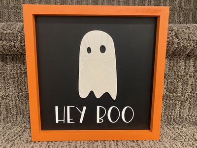 Hey Boo Halloween Sign