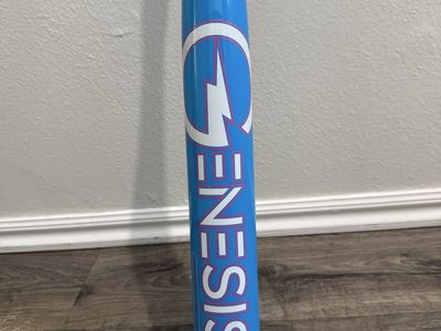 Louisville Genesis softball bat