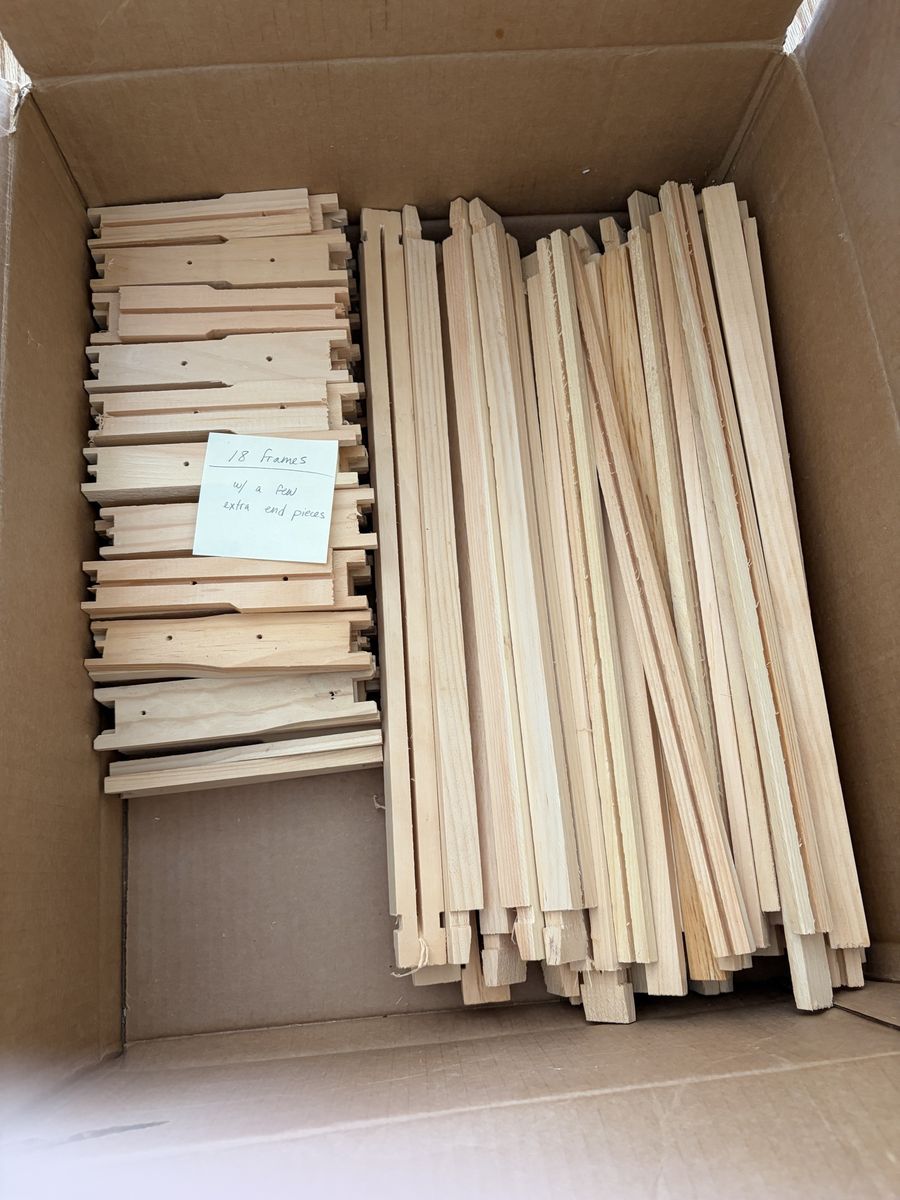 Beekeeping Medium Boxes And Frames, Unassembled