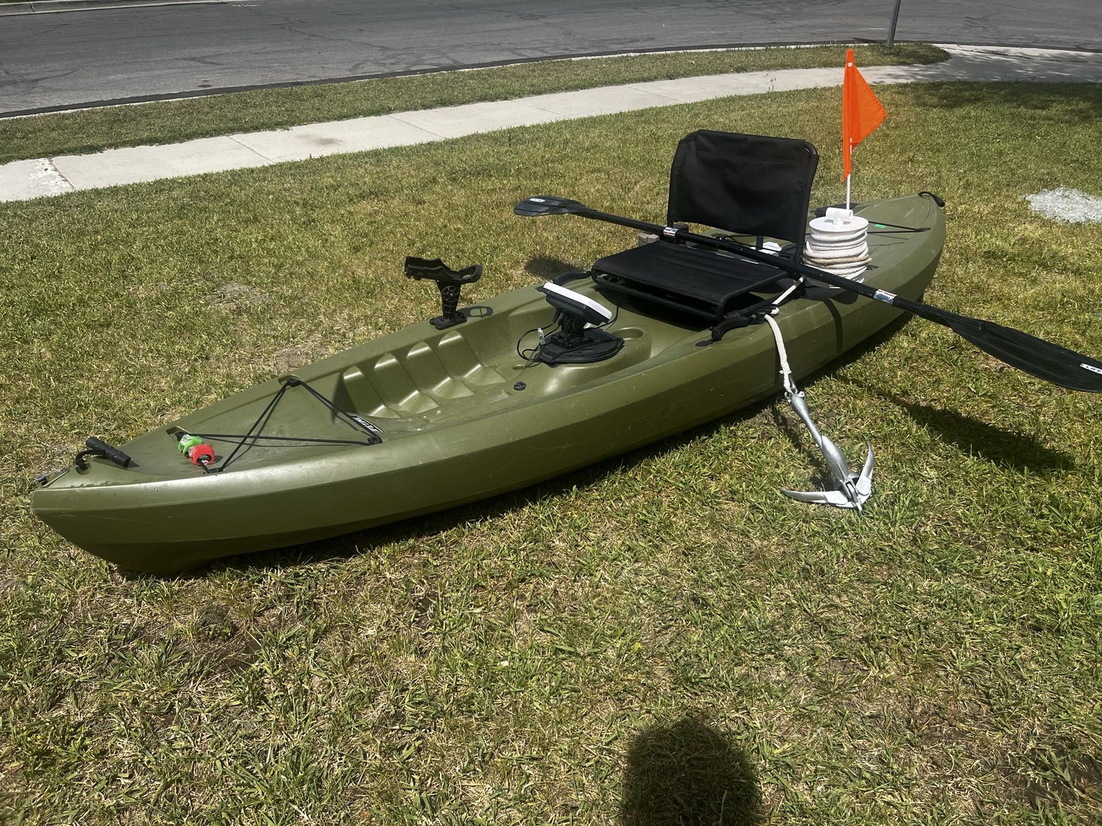Fully Rigged Fishing Kayak With Fish Finder