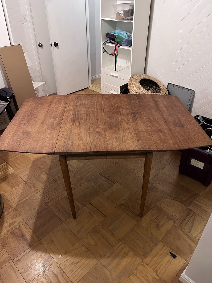 Vintage restored Mid century modern table and chairs.