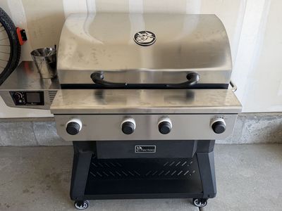 Recteq X-Fire Pro 825