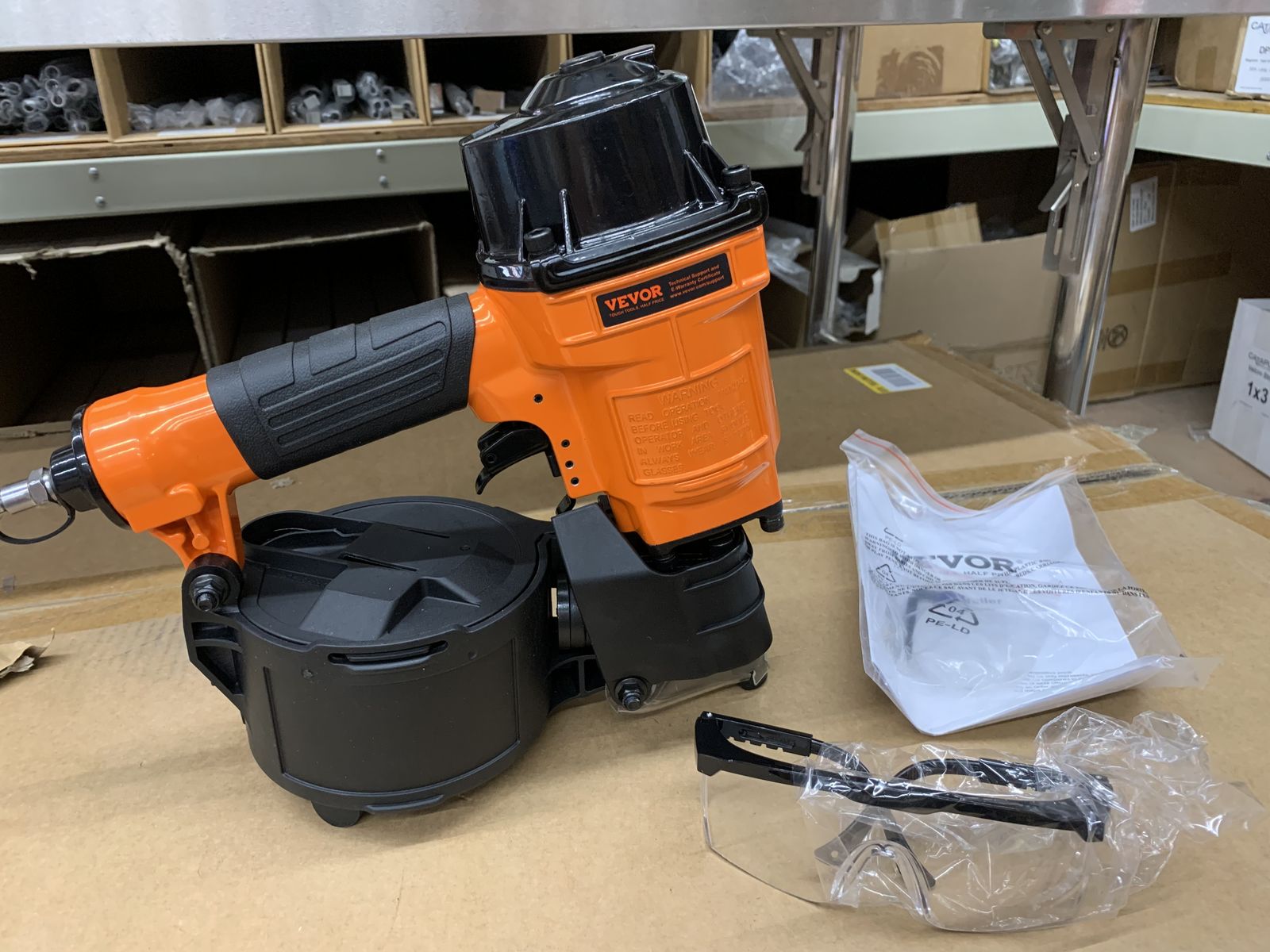 VEVOR Coil Siding Nailer MCN55,1 in. to 2-1/4 in. 15 Degree Pneumatic Siding Nail Gun, 70-120PSI Air Coil Nailer framing