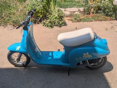 Razor Pocket Moped Scooter