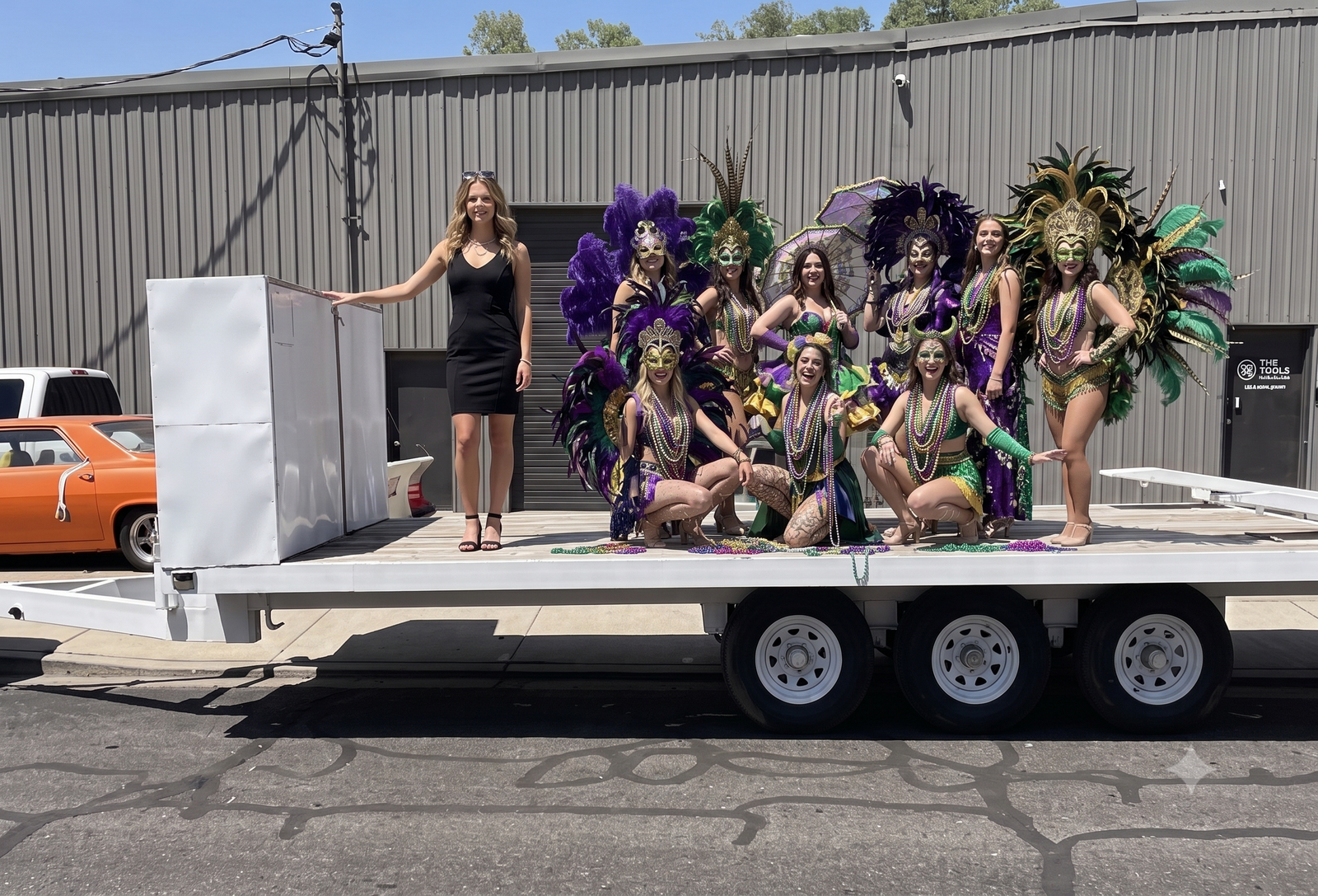 Custom flat bed 18’ trailer