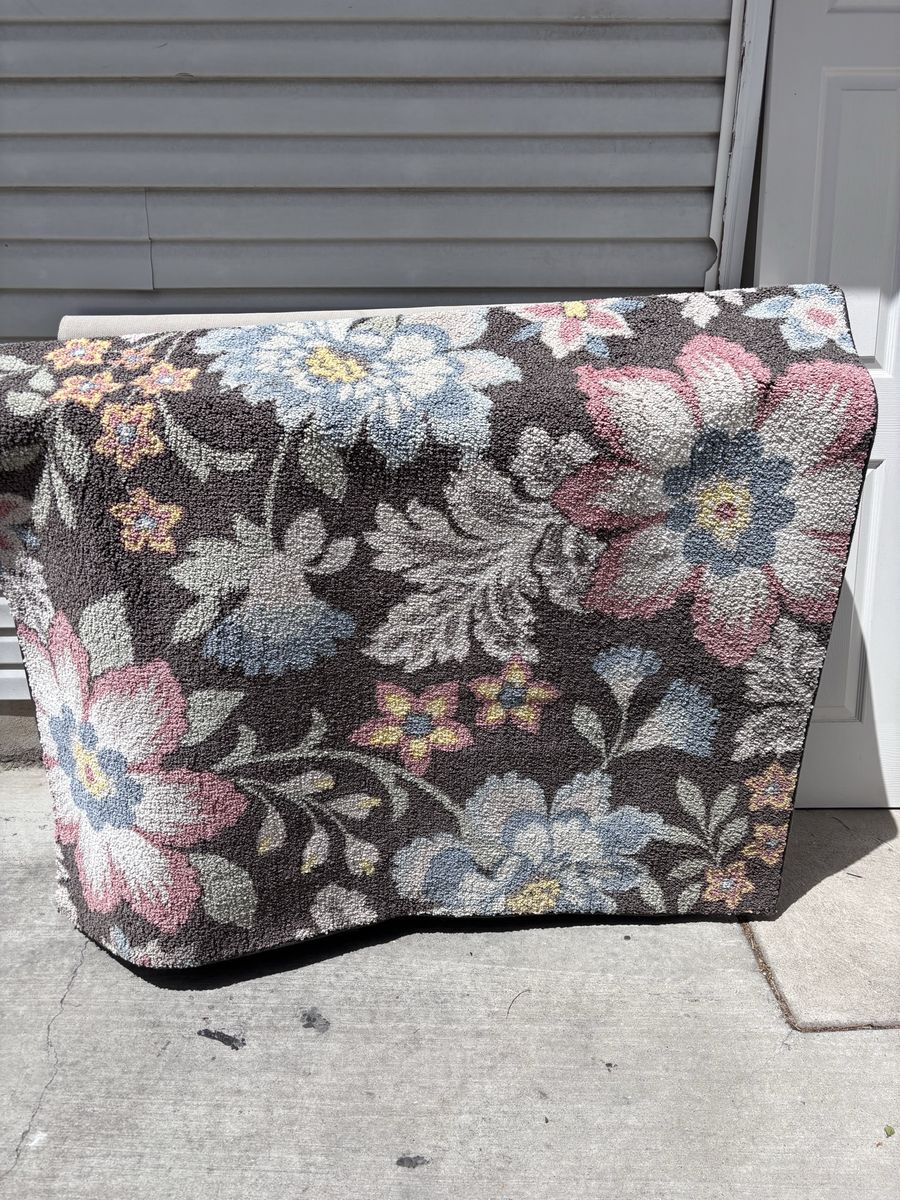 New Farmhouse Floral Rug 5x7