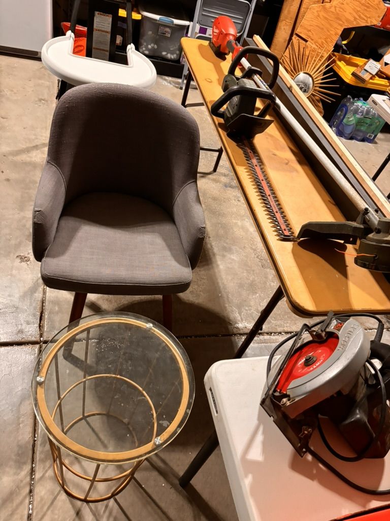 Garage Sale - Murray - 7 AM to 12 PM Saturday June 6th