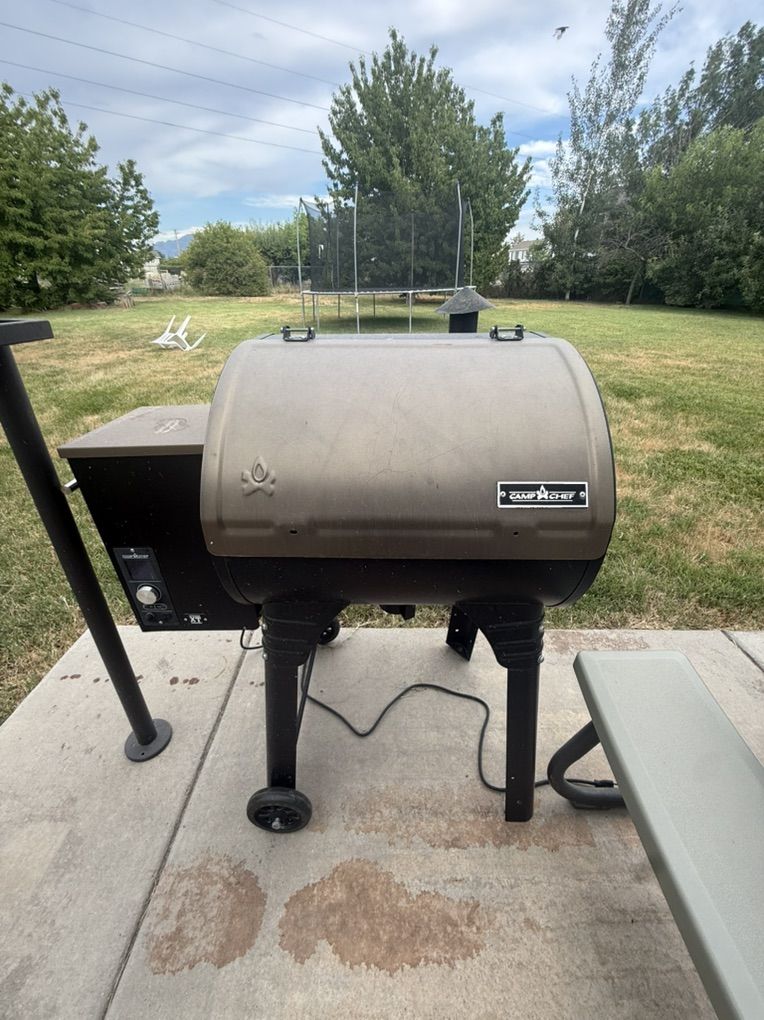 Camp Chef Electric Smoker/Grill