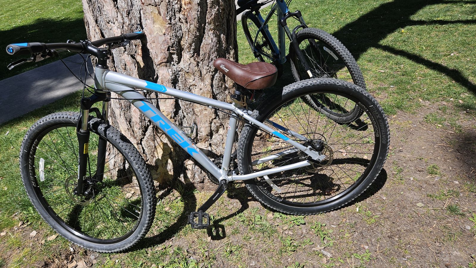 Trek Marlin 4 mountain bike