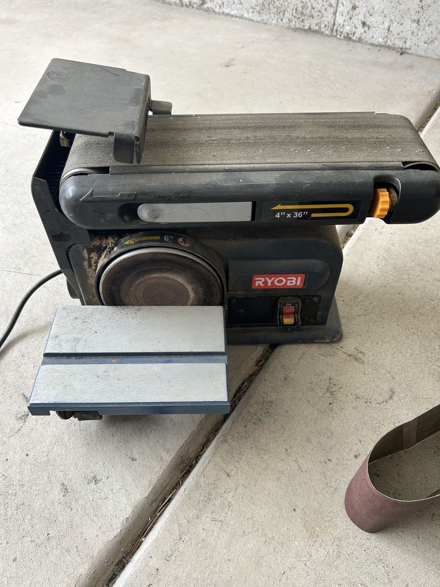 RYOBI BD4600 4"x36" Belt & 6" Disc Sander - 120V AC, 4.3A, 3600RPM