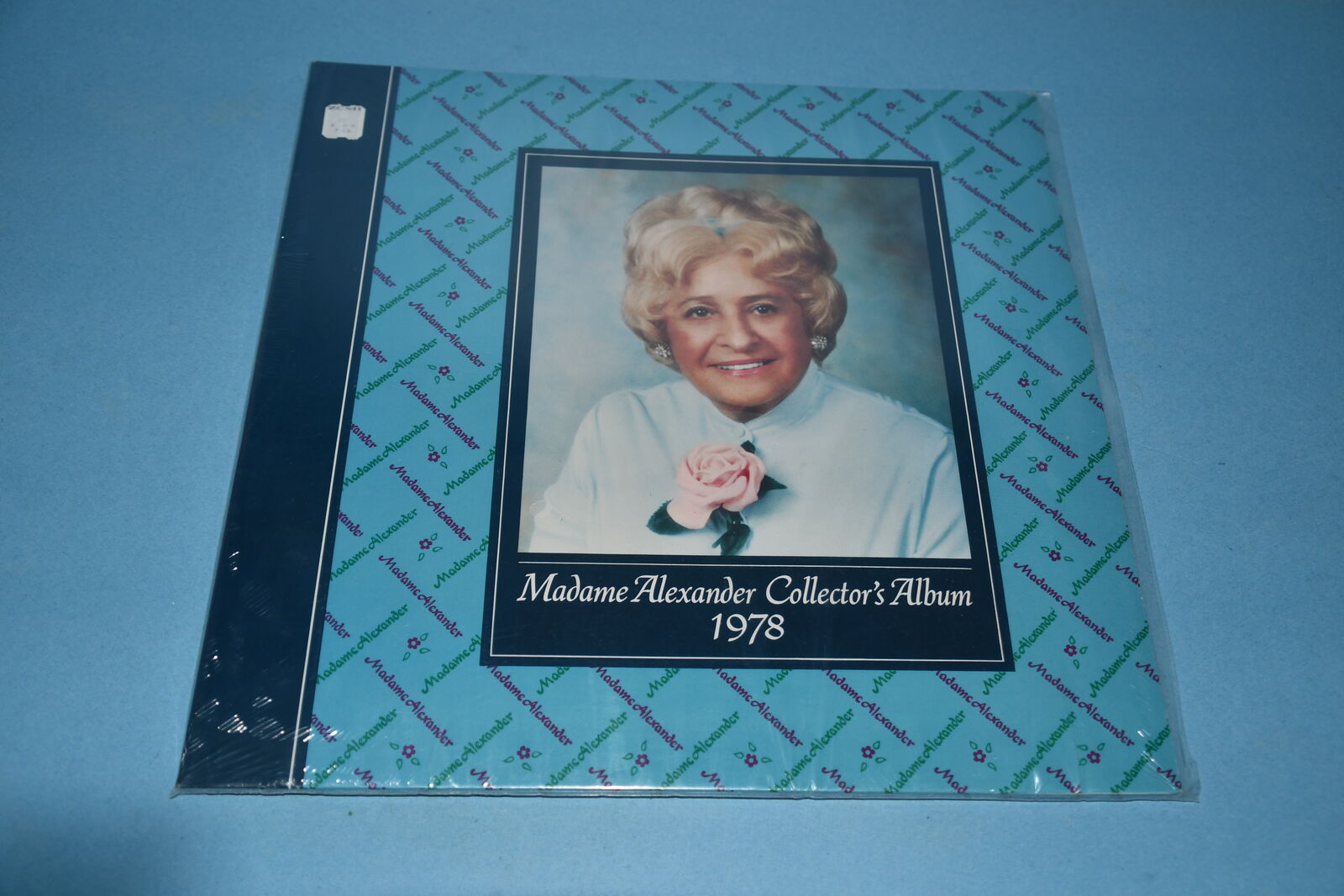 NEW, SEALED VINTAGE 1978 "MADAME ALEXANDER COLLECTOR'S ALBUM" VINYL RECORD