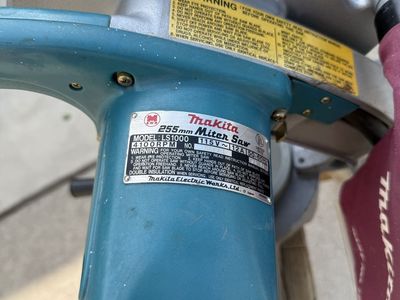 Makita LS1000 255mm 10-Inch Miter Saw 12A 4100 RPM with Dust Bag, chop saw
