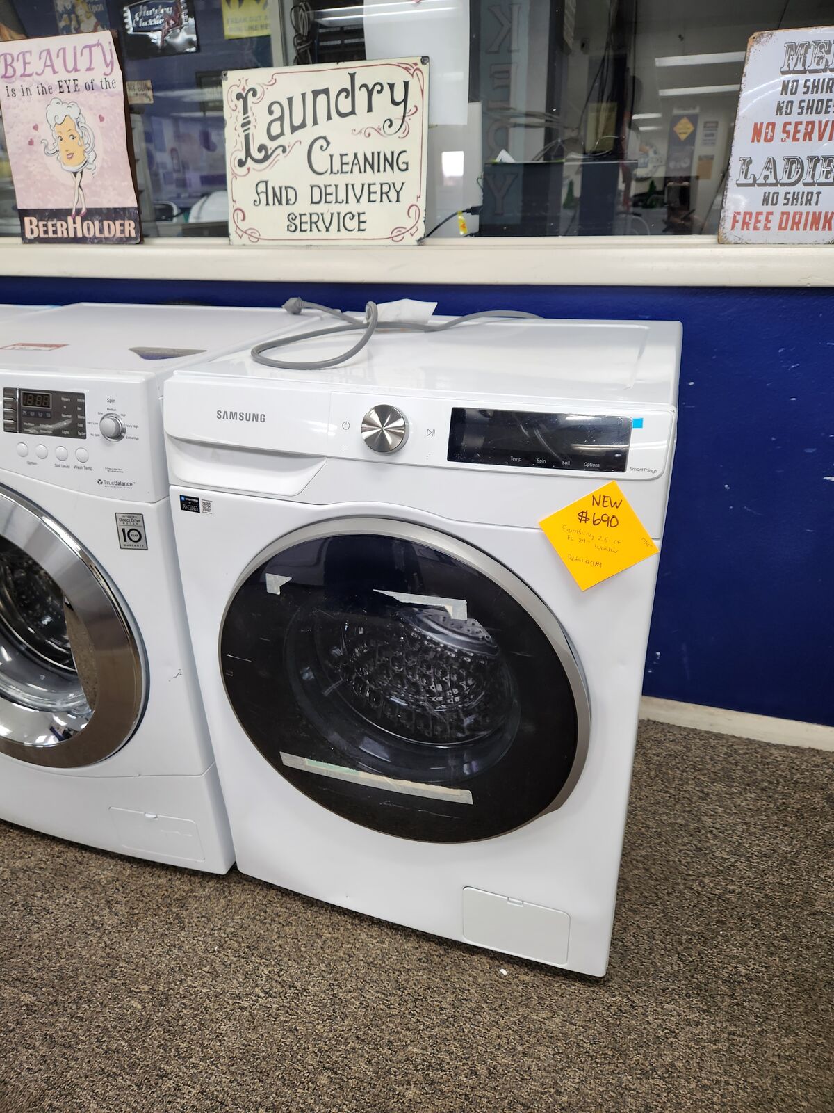 BRAND NEW!! SAMSUNG 2.5 CF 24' FRONTLOAD WASHER