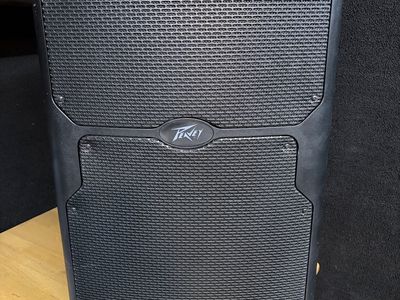 Peavey PVXp 15 15-inch Powered PA Speaker - Excellent Condition, High Performance