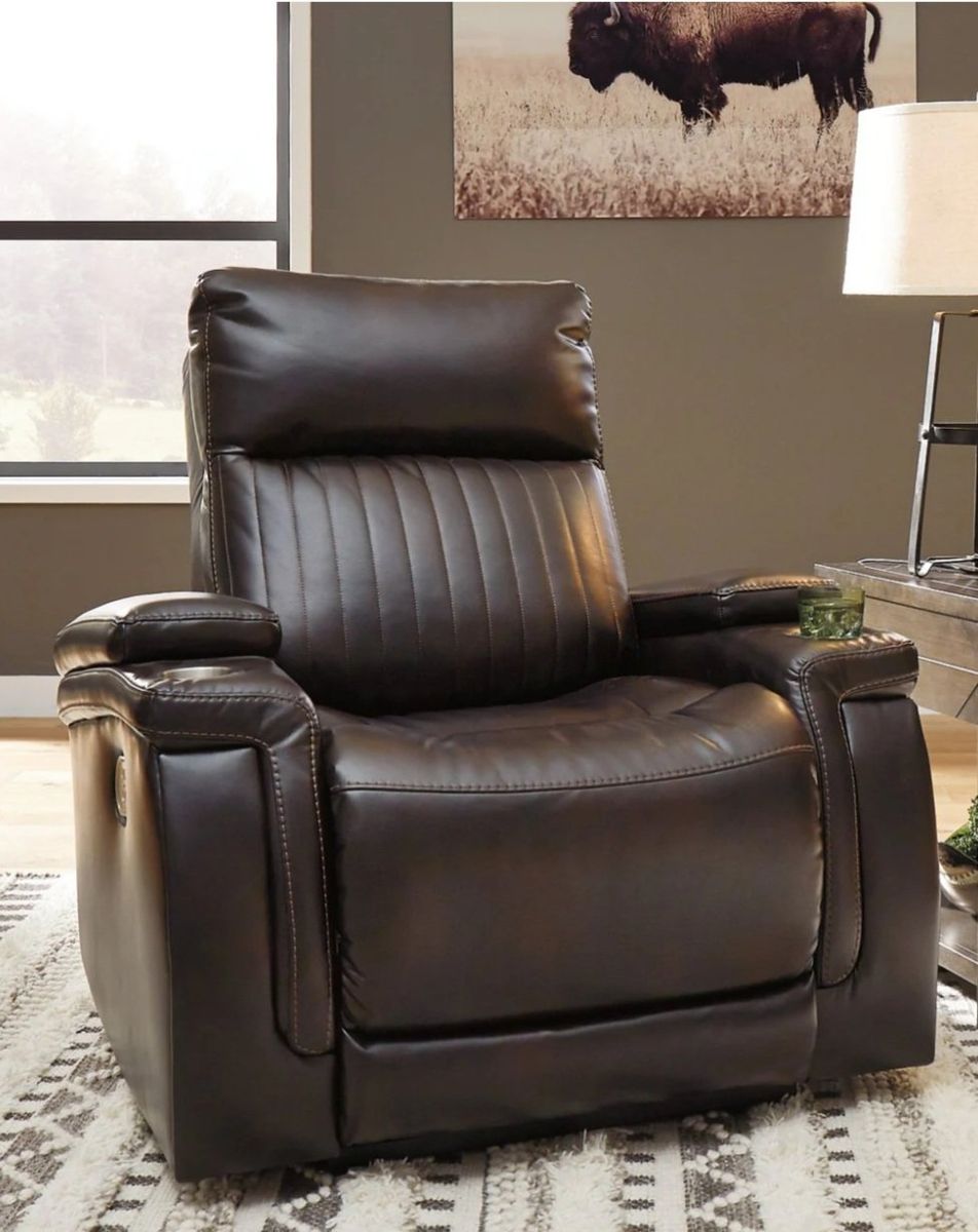 Ashley Furniture
Team Time Power Recliner. (Electric) Brand New. Original price online or Store $900, You can buy it for only...
