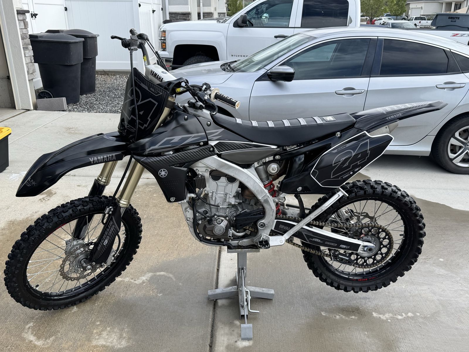 2011 YZ450F