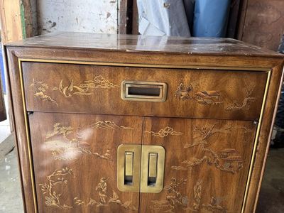 Vintage Chinoiserie Style Nightstand/End Table with Brass Hardware & Asian Landscape Motif