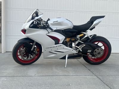 2021 Ducati Panigale V2 - Rare White/Red - 1,124 Miles - $15,495