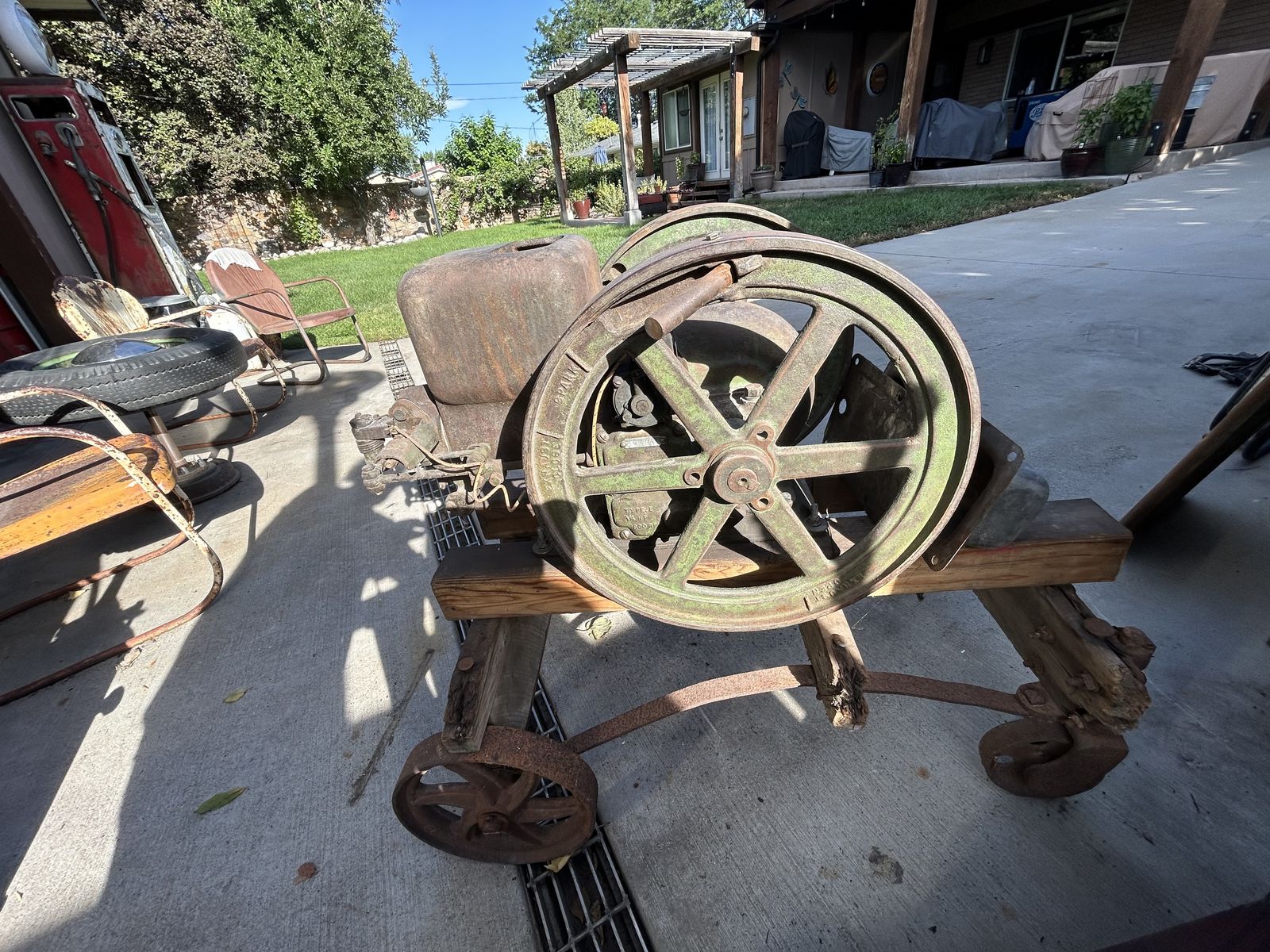 Vintage Hit and Miss Motor