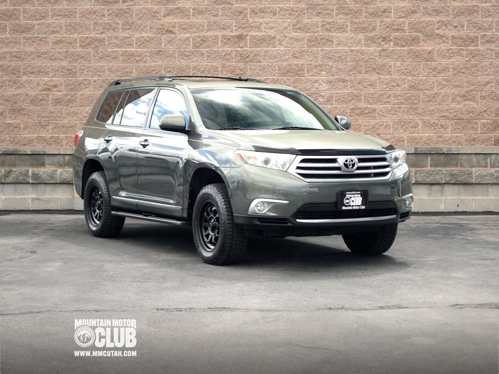 2013 TOYOTA HIGHLANDER SE