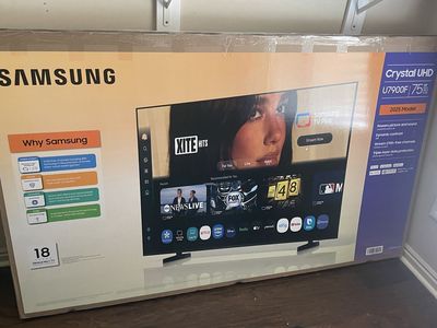 Large TV Samsung 75" Crystal UHD U7900F