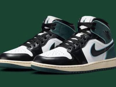 Women’s Air Jordans size 9