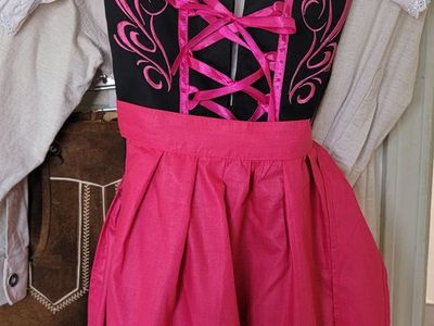 Traditional Black and Pink Dirndl Dress Set with Blouse and Apron Size 2
