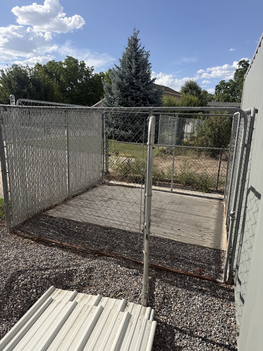 Dog Run/Kennel 10’