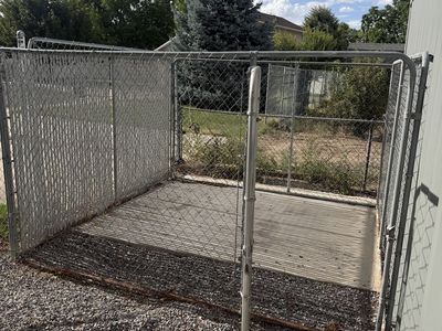 Dog Run/Kennel 10’
