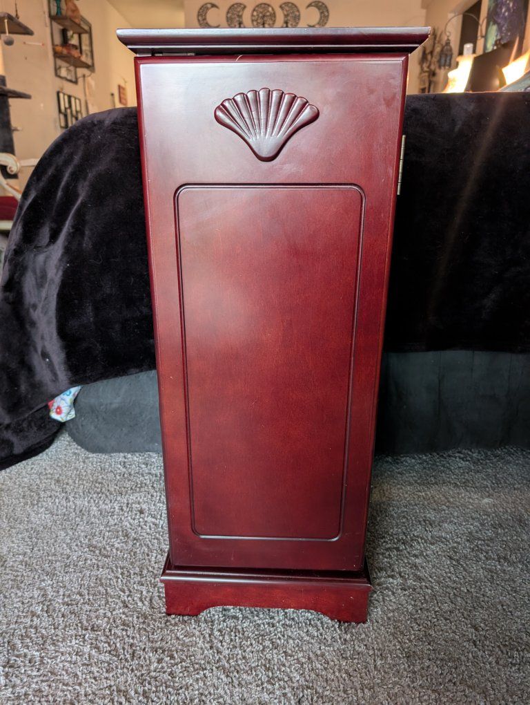 Vintage Mahogany Nightstand/Cabinet
