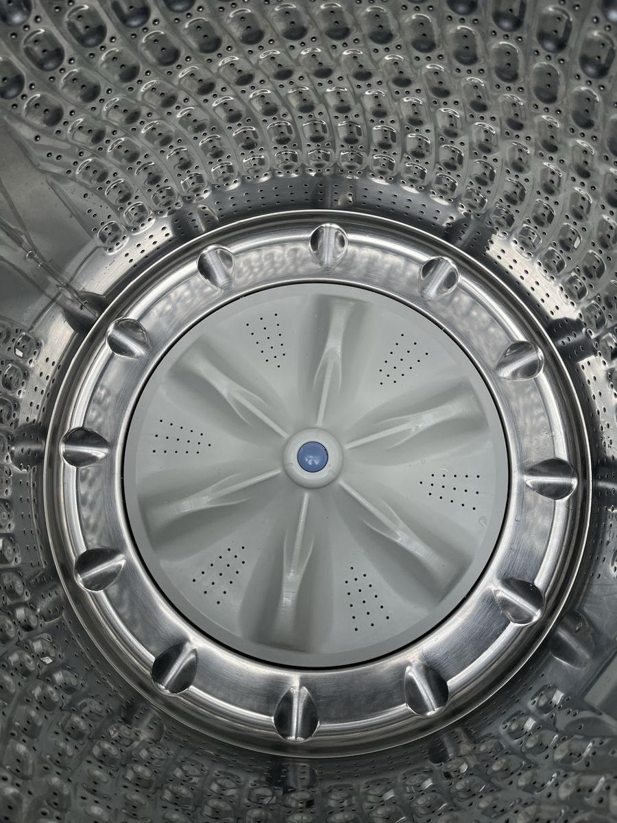 Main image 3