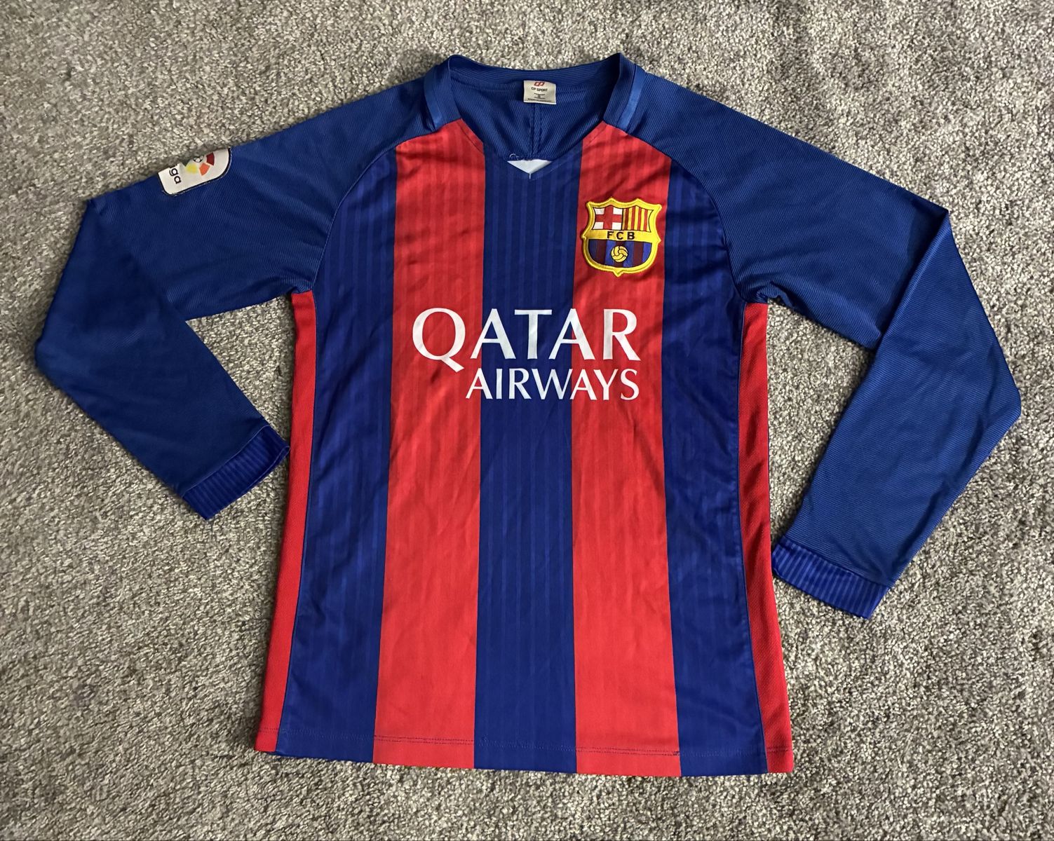 FC Barcelona 2016-2017 Home Long-Sleeve Soccer Jersey - Adult Small - Qatar Airways