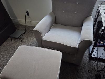 Gray Nursery Glider Rocker Chair & Ottoman Set - Comfortable Seating
