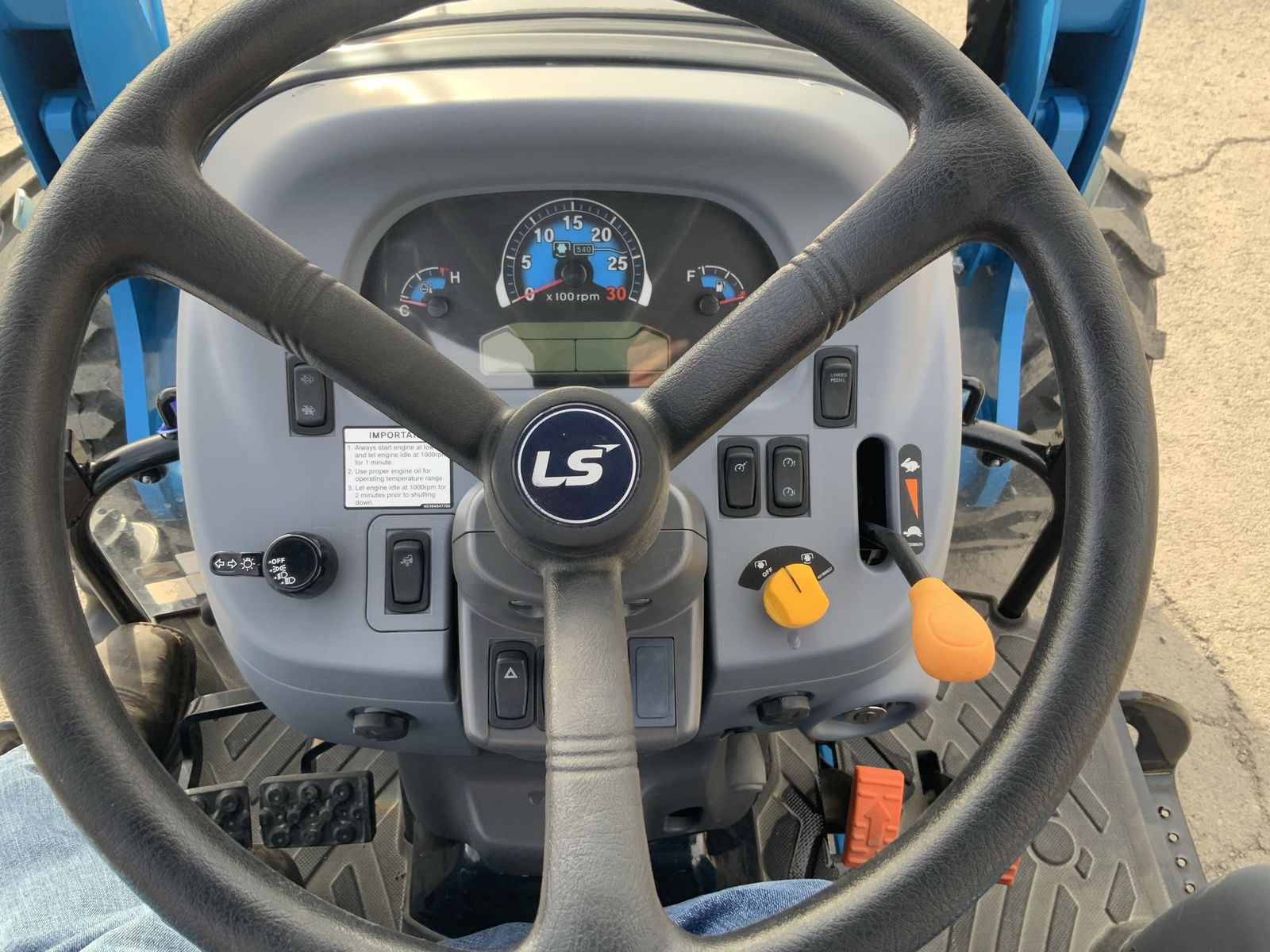 Main image 11