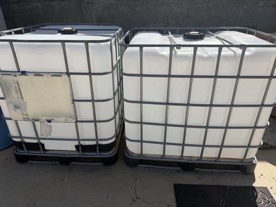 275 Gallon IBS Totes (2)