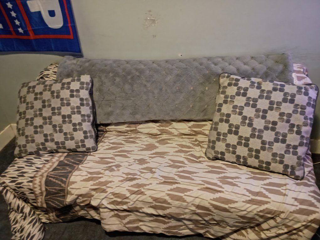 Used Couch/Loveseat - Fabric Upholstery, Good Condition