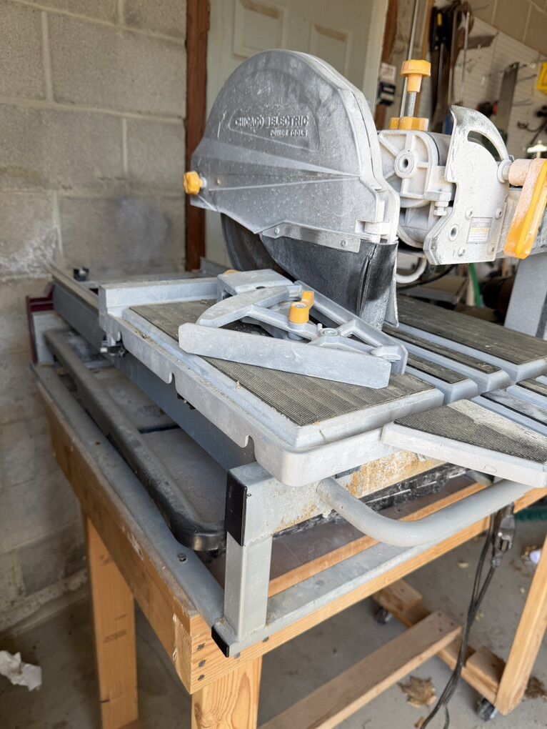 Chicago Electric Power Tool Table Saw Setup