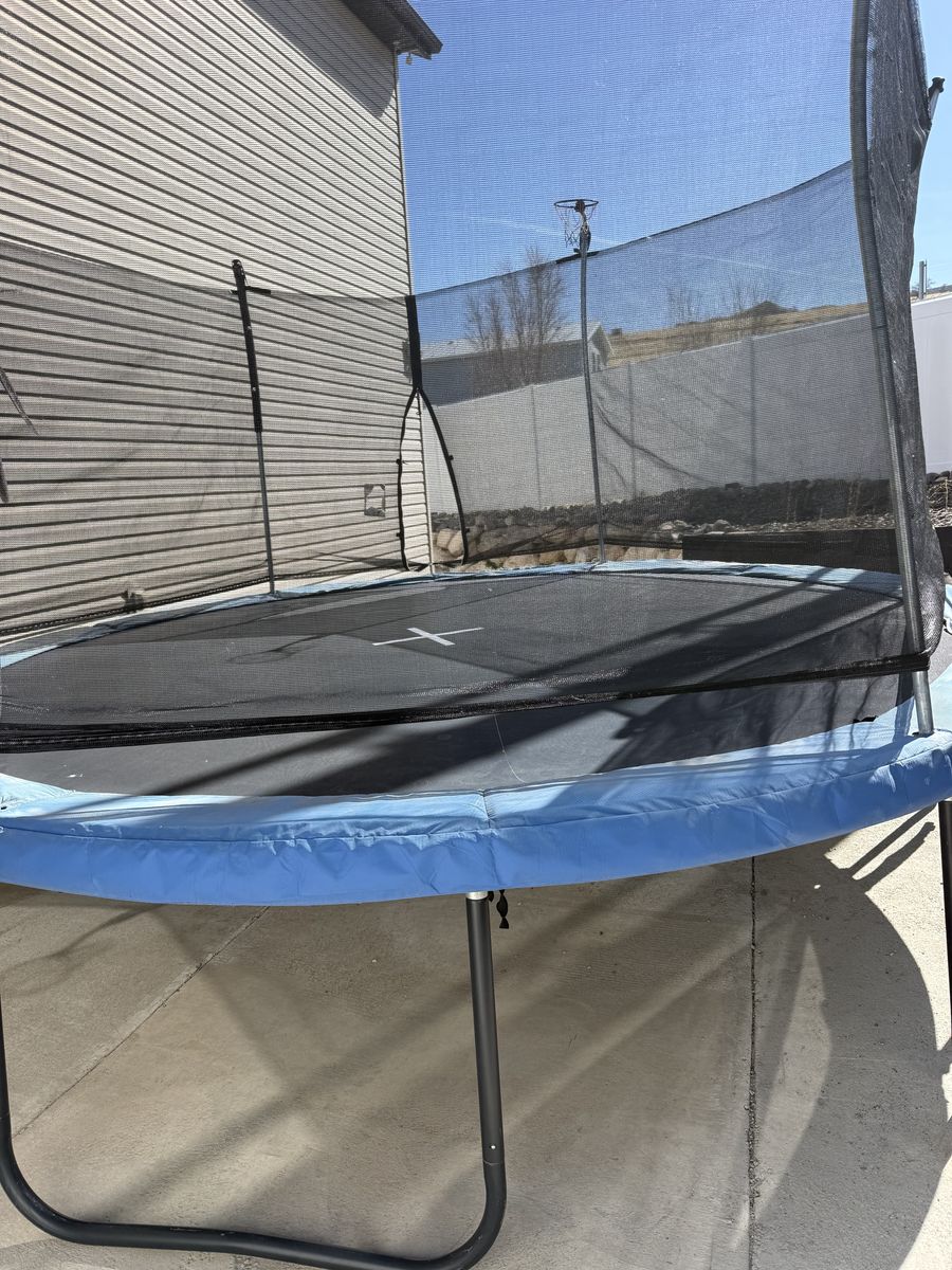 Trampoline